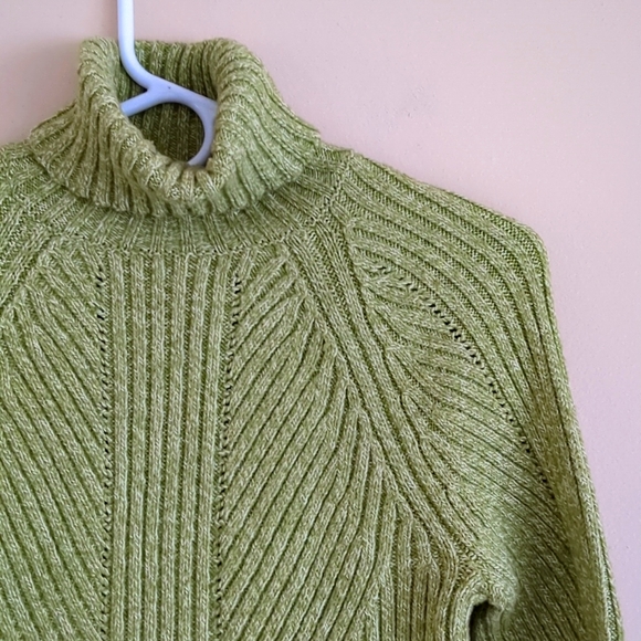 Small Sundance Ribbed Green Silk Blend Turtleneck Sweater Soft Cozy Comfy - Picture 4 of 12